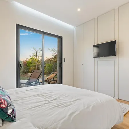 Villa Nivalaggia avec piscine à 15-20min de Porto-Vecchio et de Bonifacio, sunsets sur les champs *